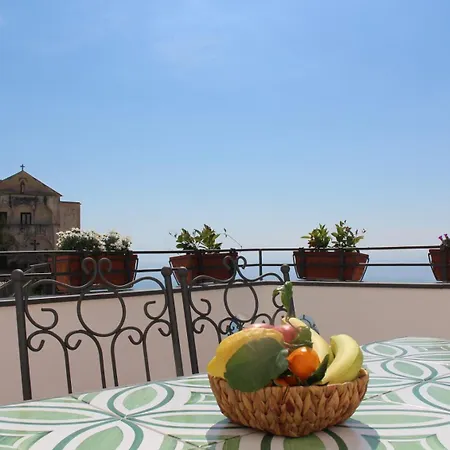 Апартаменты Casa La Fontana Terrazzo Vista Mare Pogerola *