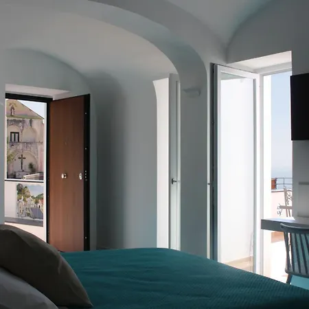 Casa La Fontana Terrazzo Vista Mare Pogerola Апартаменты *